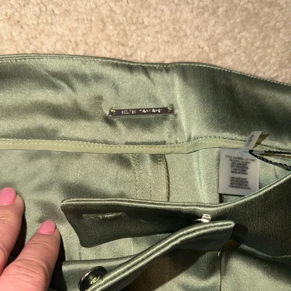 Elie Tahari Green Satin Pants - Picture 8 of 9